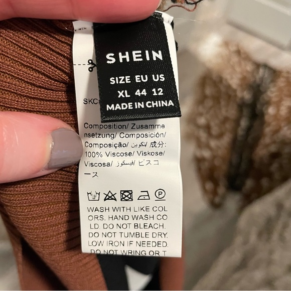 NWOT SHEIN sweater - Picture 6 of 6